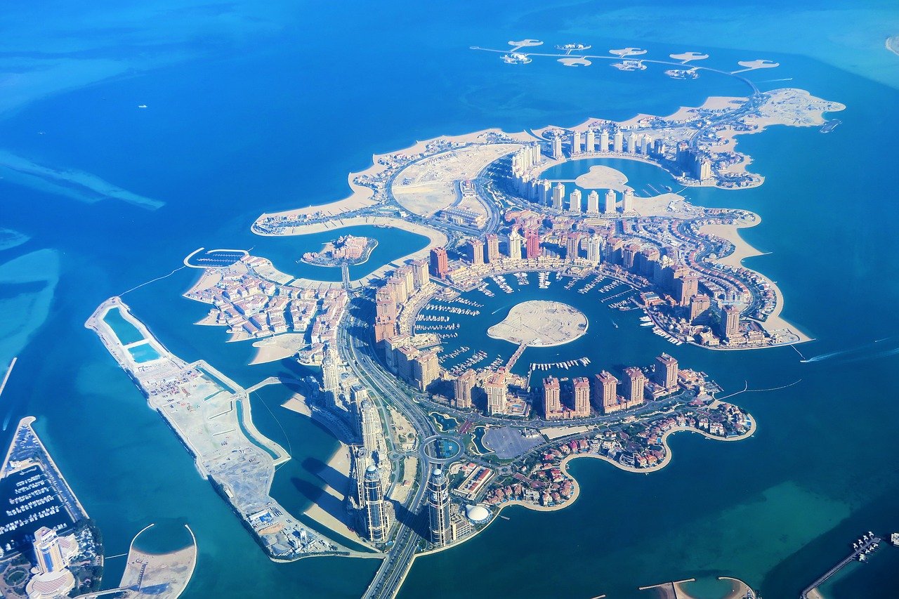 artificial-islands-3850752_1280.jpg