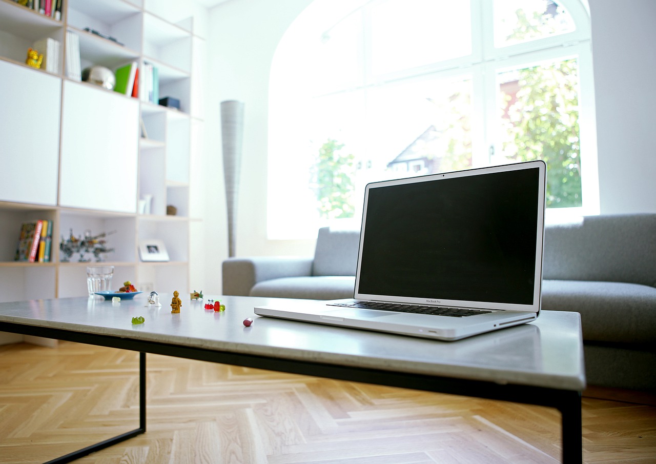 laptop-g87c699511_1280