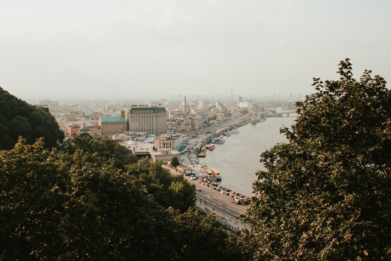 pexels-maryia-plashchynskaya-3442567